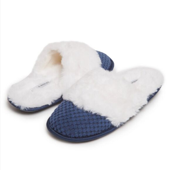 Laura Ashley Shoes - Blue Laura Ashley Spa Collection Plush Fleece Memory Foam Slip-On Slippers (NWT)